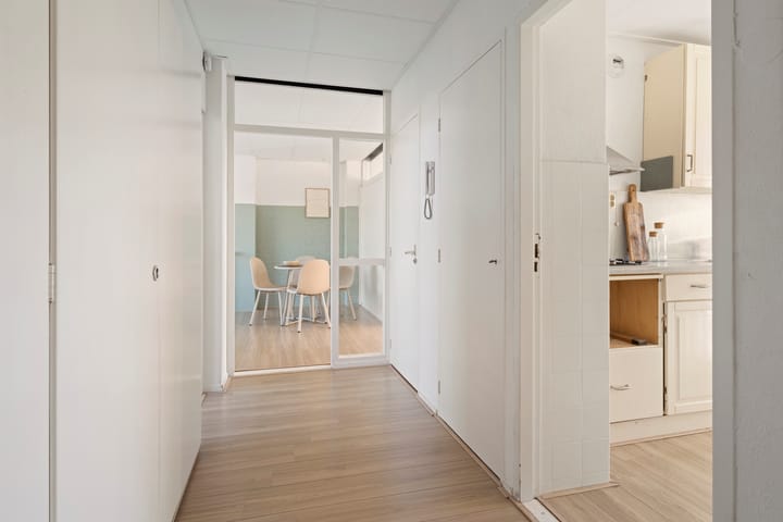 Photo 28 of Jacob van Ruijsdaelstraat 40-C