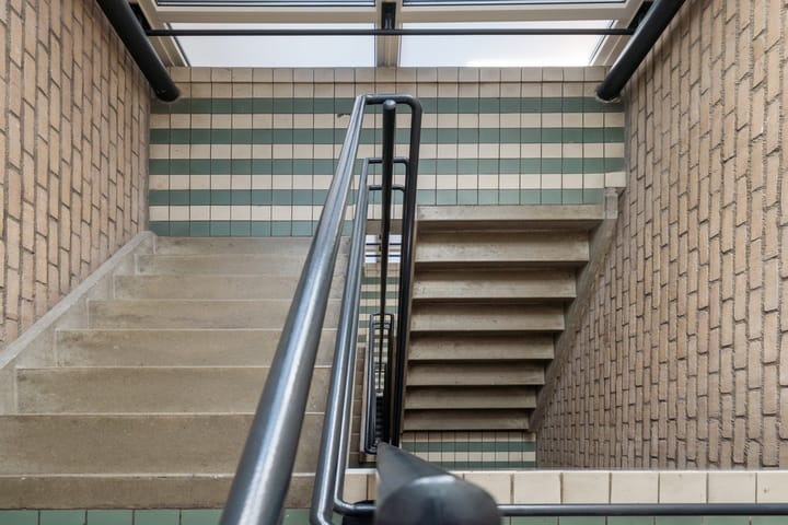 Photo 36 of Jacob van Ruijsdaelstraat 40-C