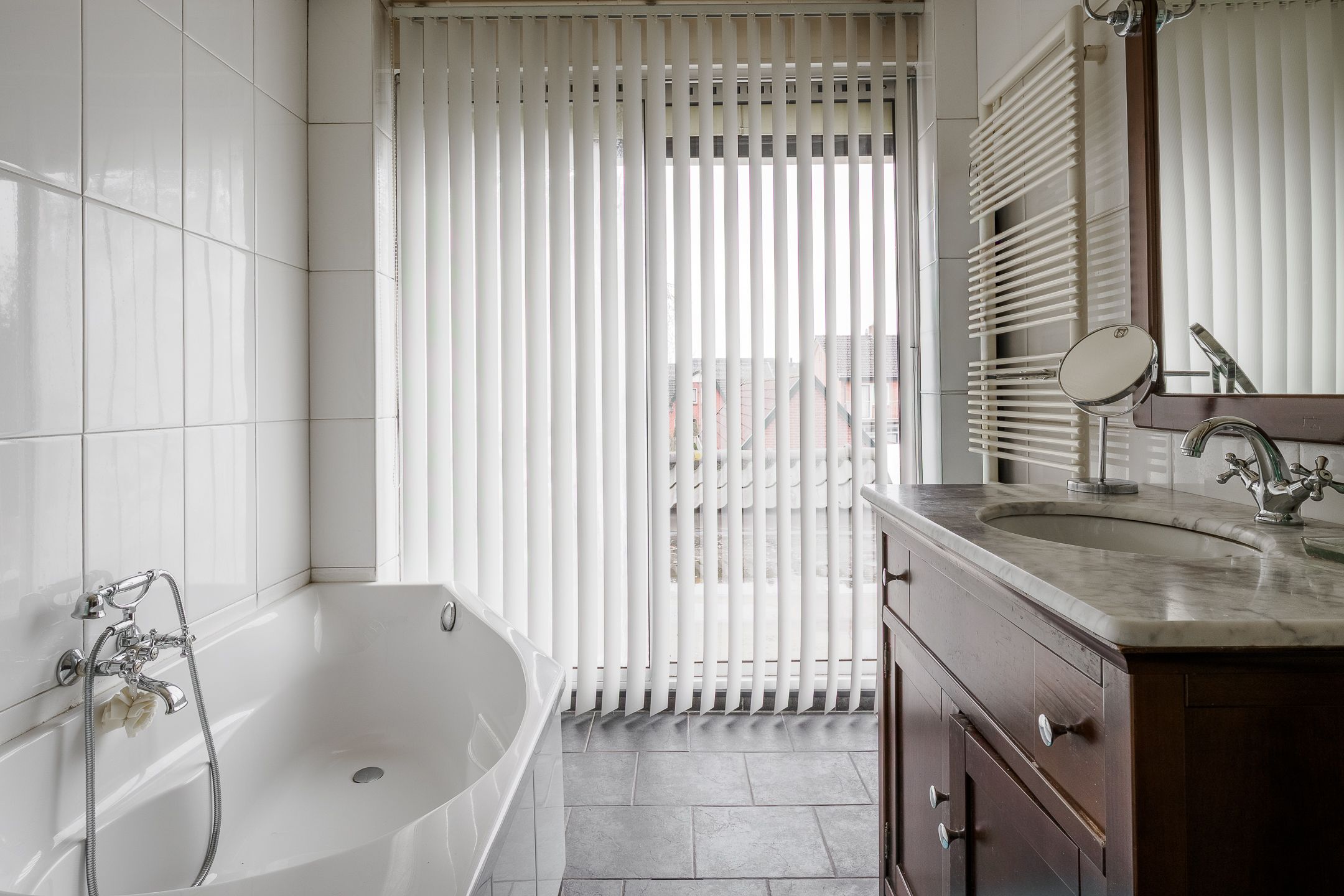 Foto 24 van Burgemeester Mensstraat 18