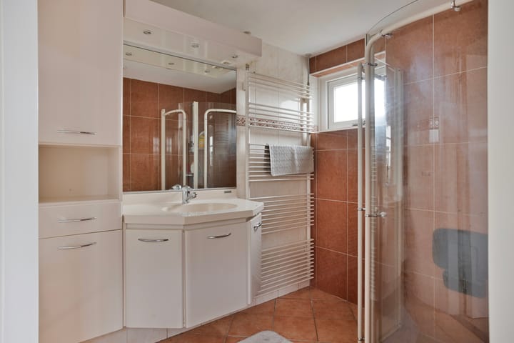 Foto 12 van Leemweg 37