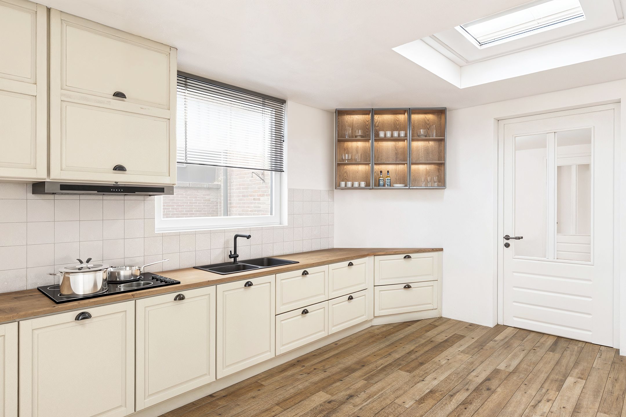 Photo 9 of Leemweg 37