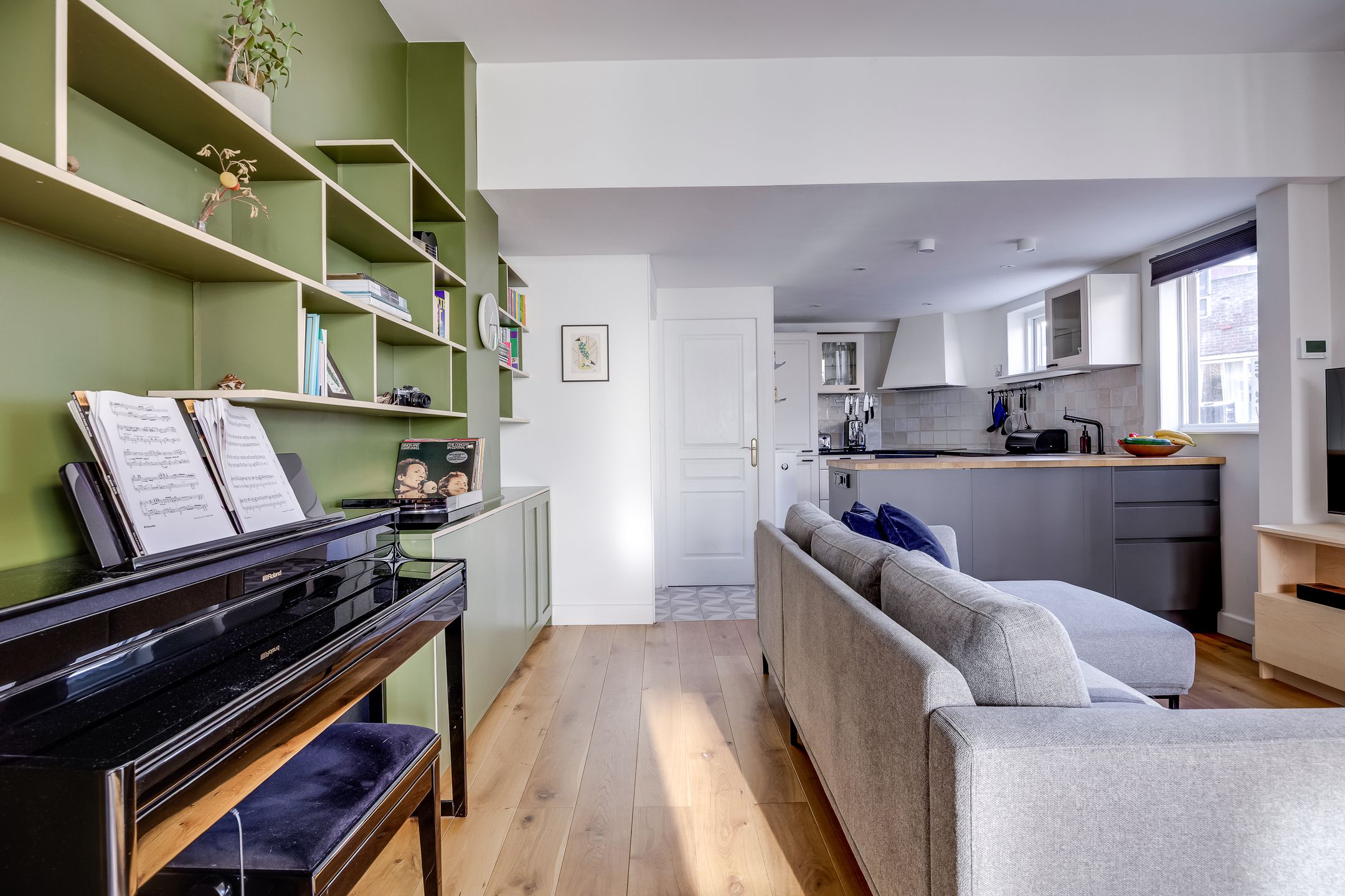 Photo 15 of Gildstraat 1