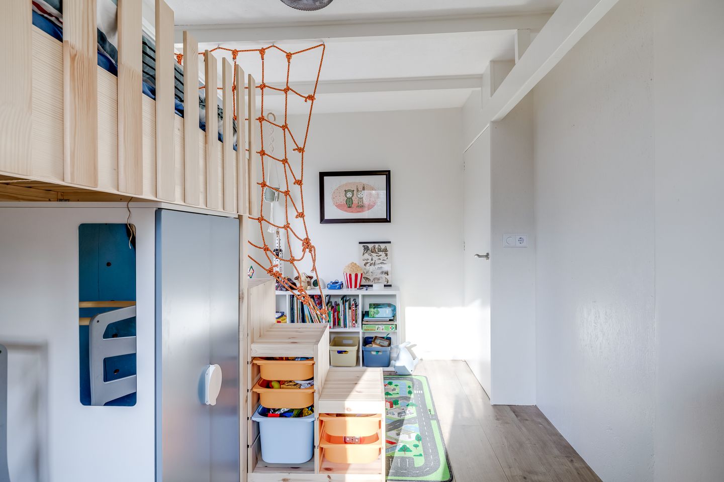 Photo 35 of Gildstraat 1