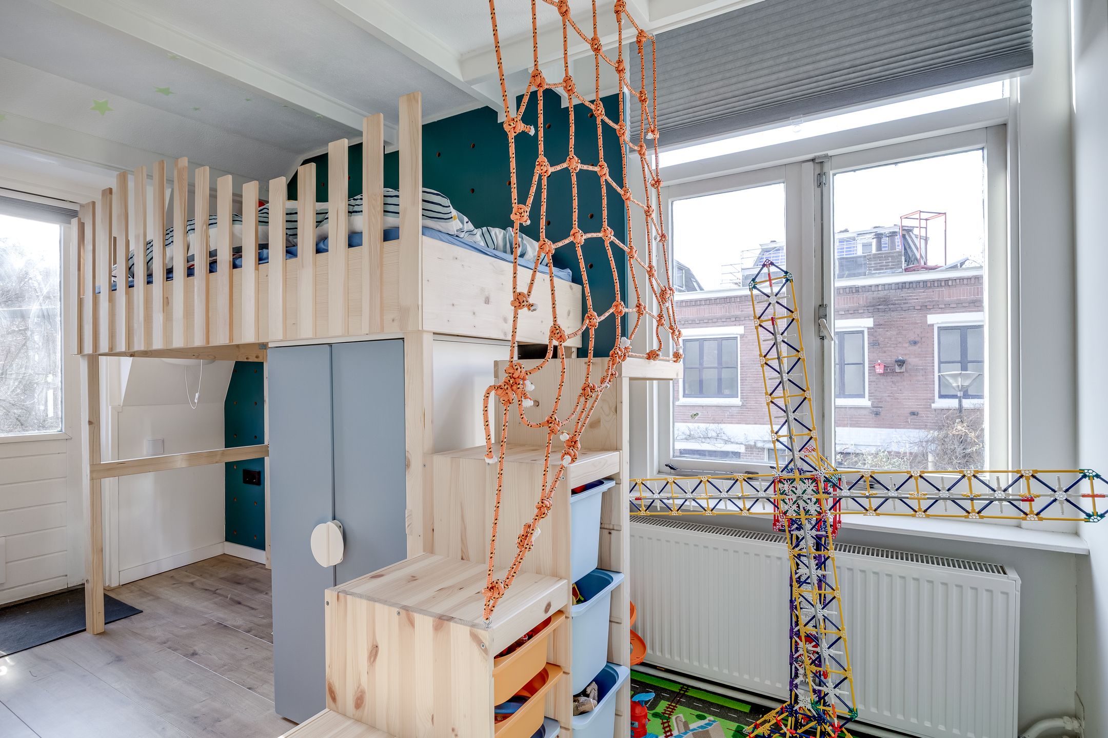 Photo 33 of Gildstraat 1