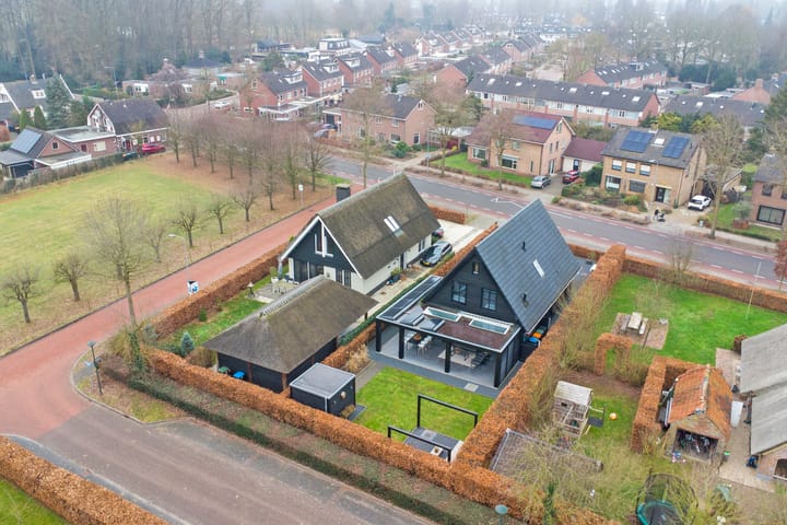 Photo 4 of H.W. Iordensweg 63-A