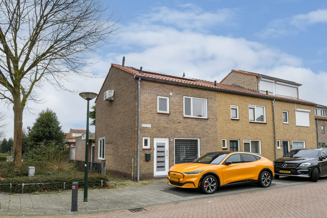 Foto 1 van Lakenstraat 1