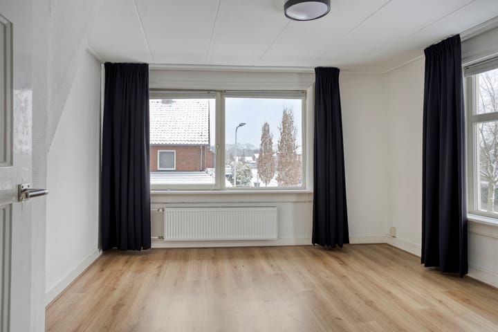 Photo 9 of Wilhelminastraat 37-C