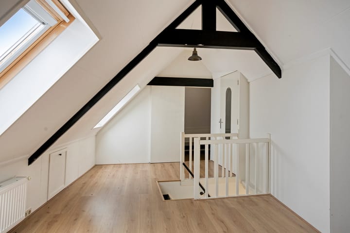 Photo 19 of Wilhelminastraat 37-C