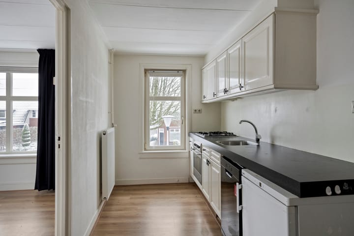 Photo 13 of Wilhelminastraat 37-C