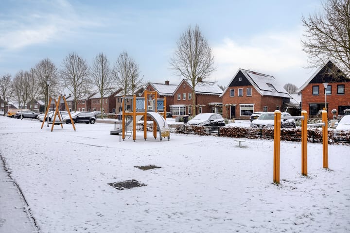 Photo 27 of Wilhelminastraat 37-C