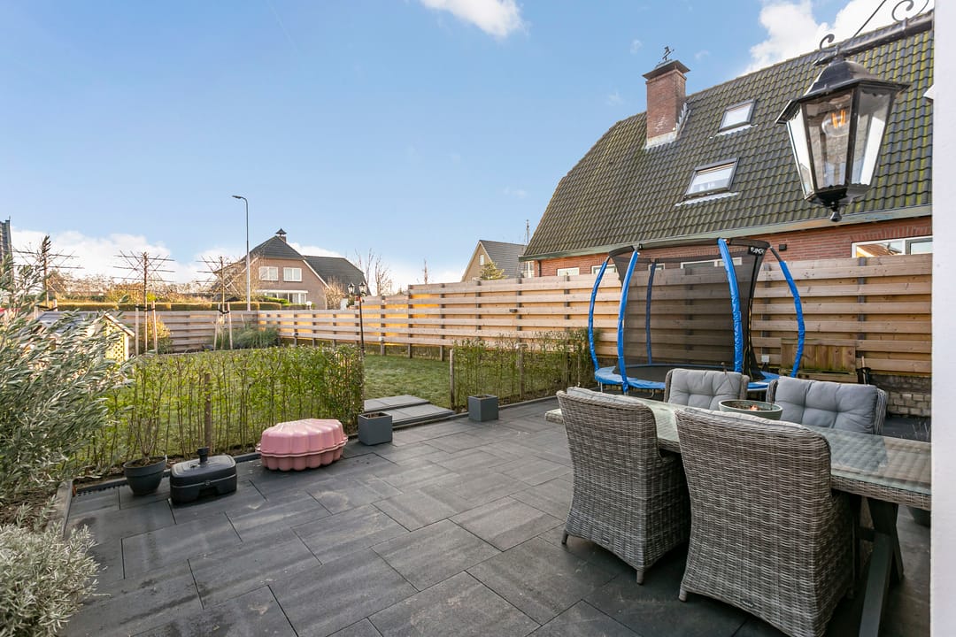 Photo 37 of Wilhelminastraat 12