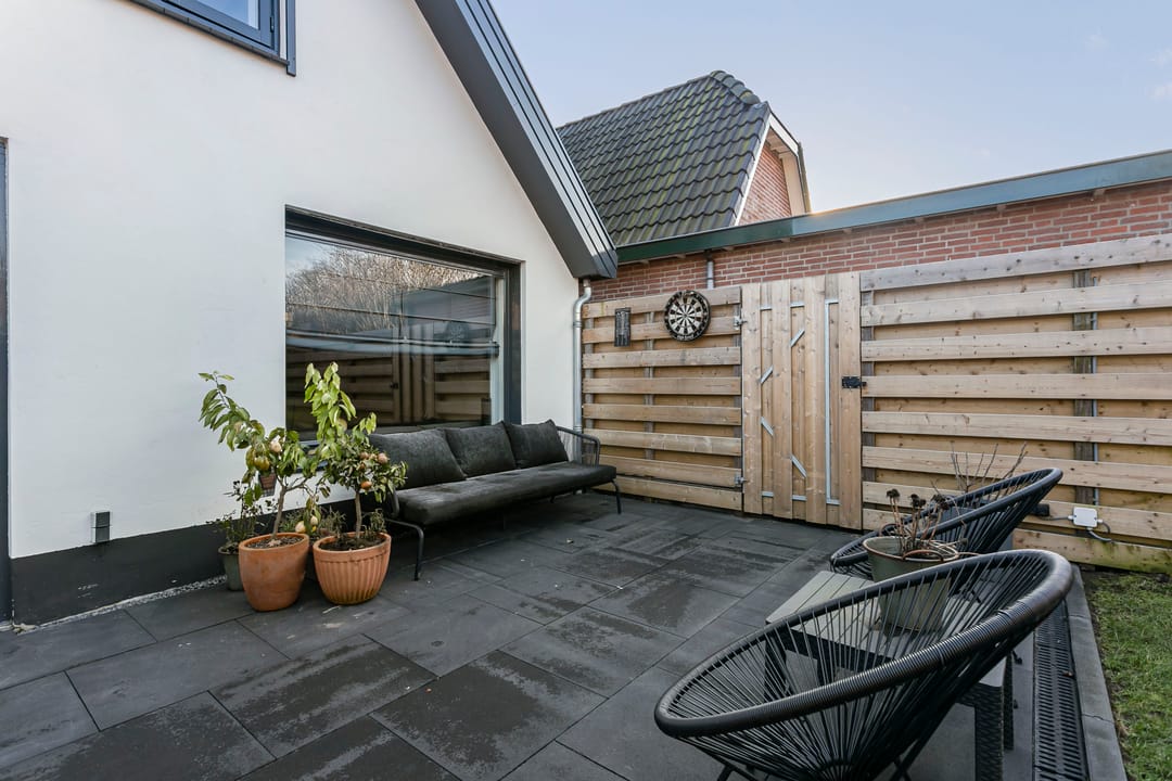 Photo 31 of Wilhelminastraat 12