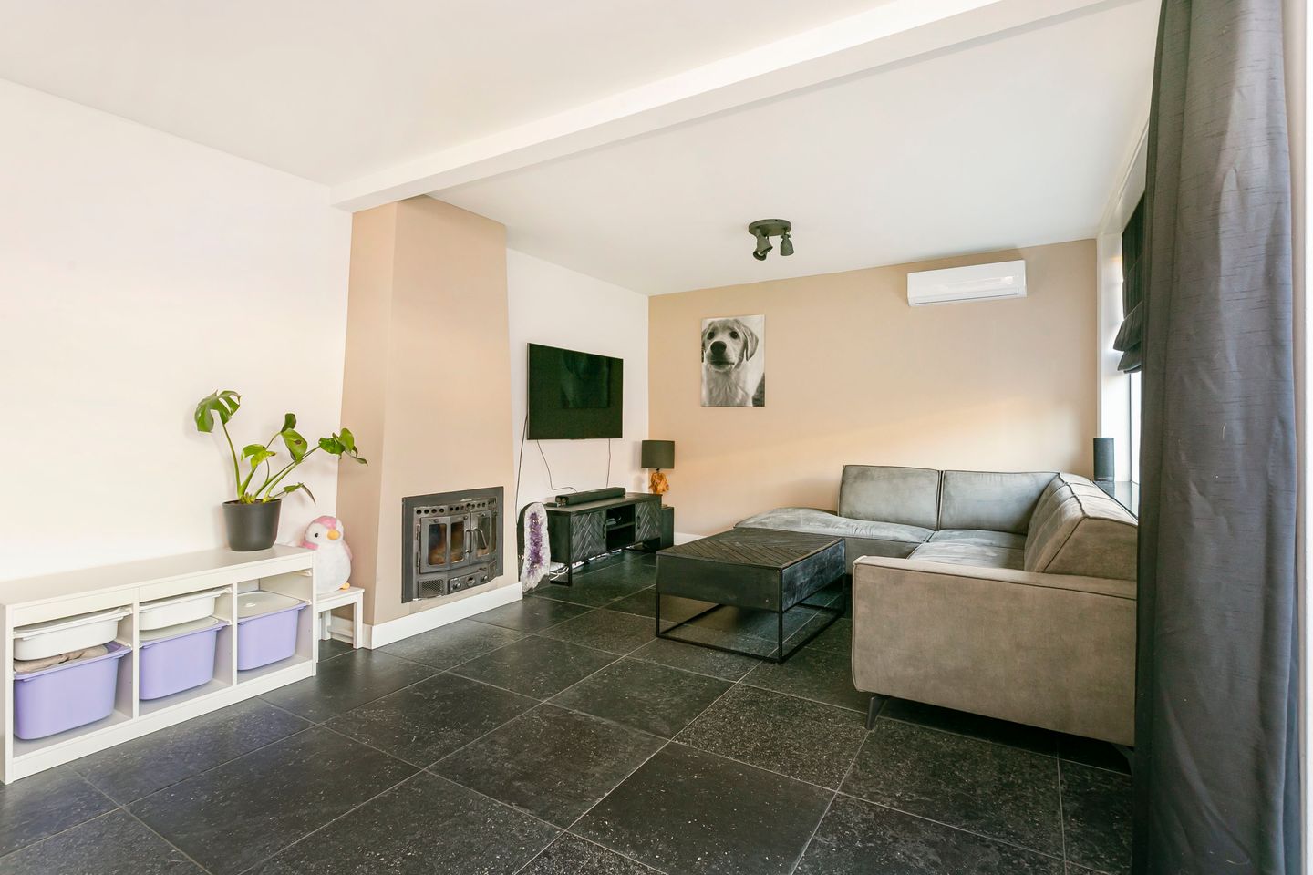 Photo 10 of Wilhelminastraat 12