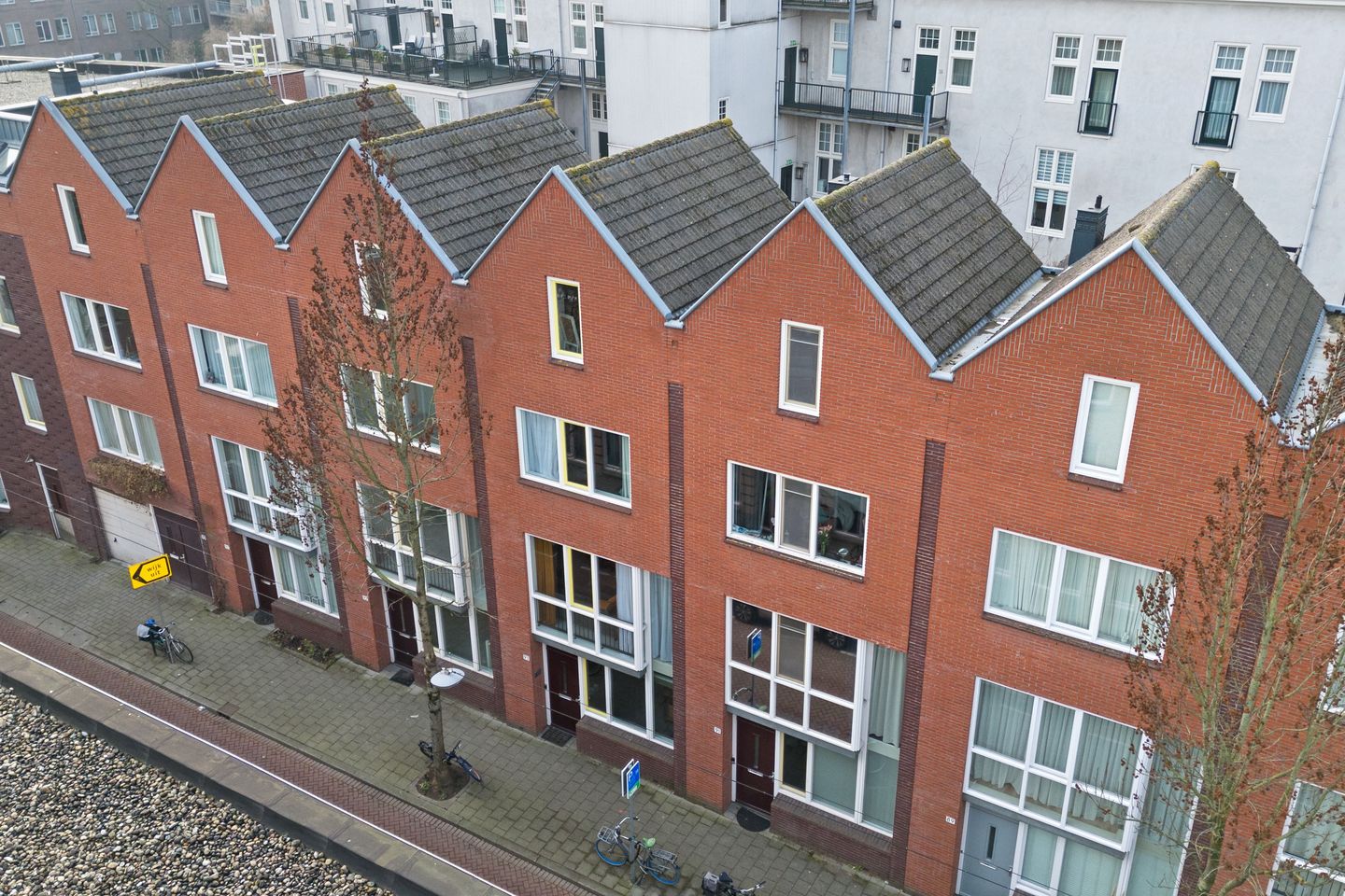 Photo 4 of Zijdewindestraat 93