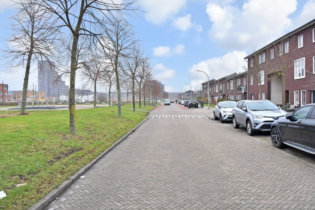 Photo 38 of Bartholomeuslaan 11