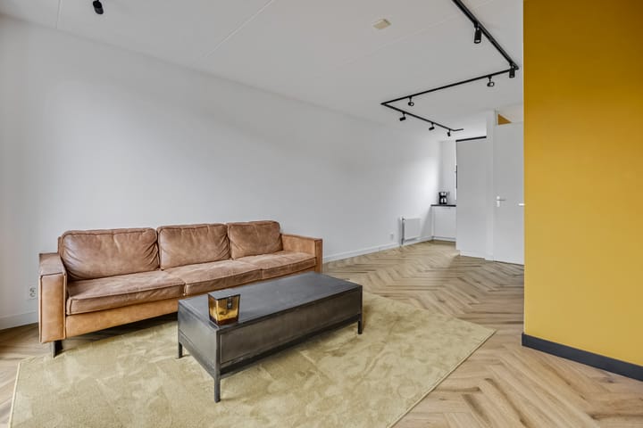 Photo 6 of Citroenvlinder 10