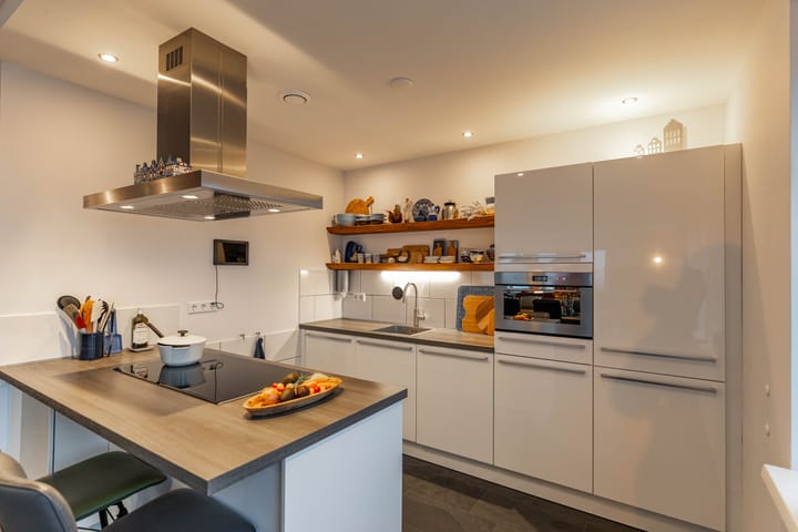 Photo 3 of van Limburg Stirumlaan 153