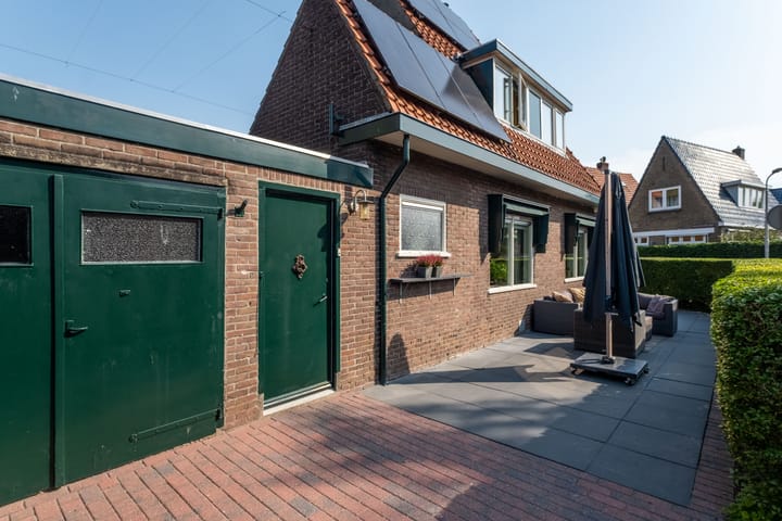 Photo 13 of Paulus Potterstraat 38