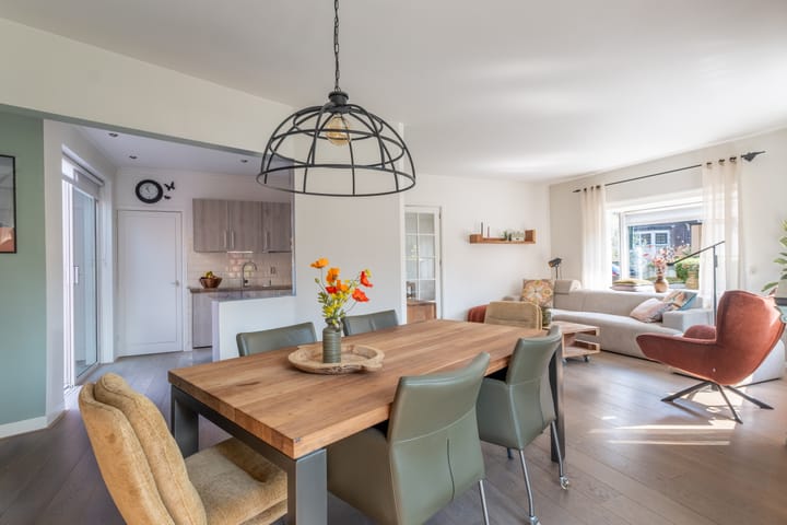 Photo 23 of Paulus Potterstraat 38