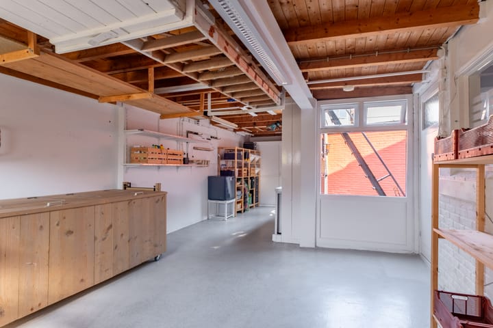 Photo 56 of Paulus Potterstraat 38