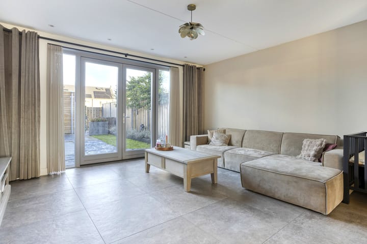 Photo 3 of Wethouder Van Dijkstraat 26