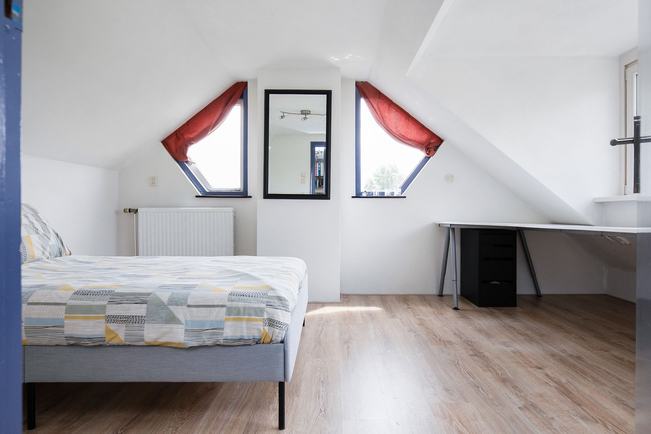 Foto 36 van Leeghwaterstraat 105