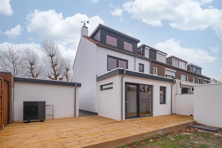 Foto 3 van Sanderboutlaan 45