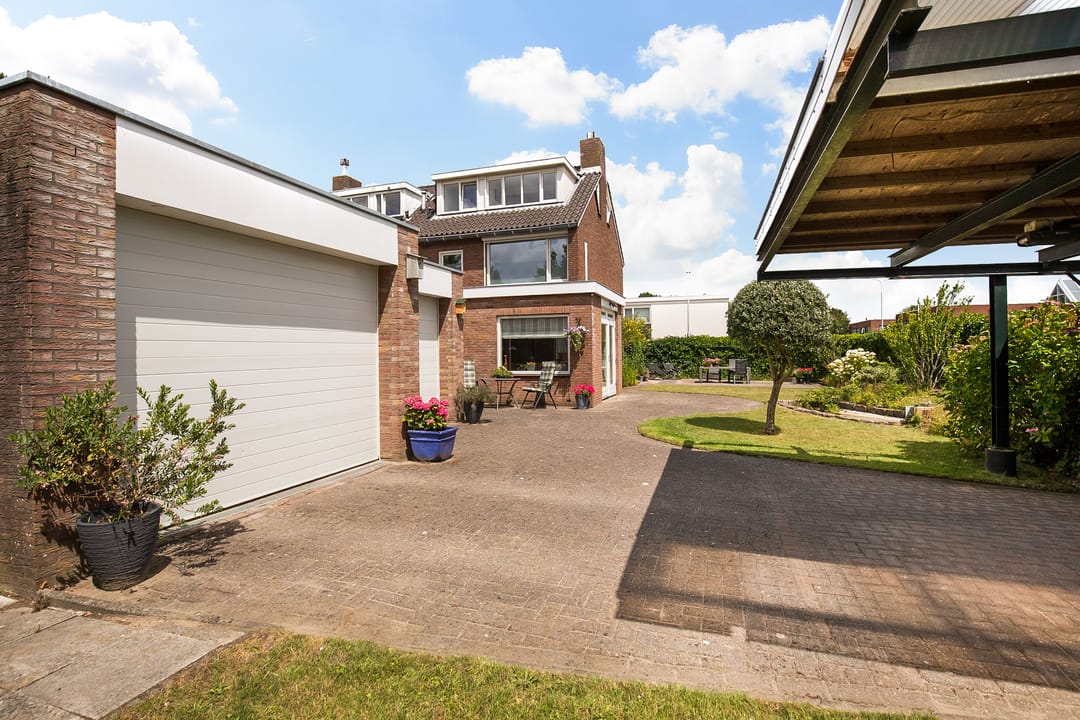 Foto 47 van Leeghwaterstraat 105