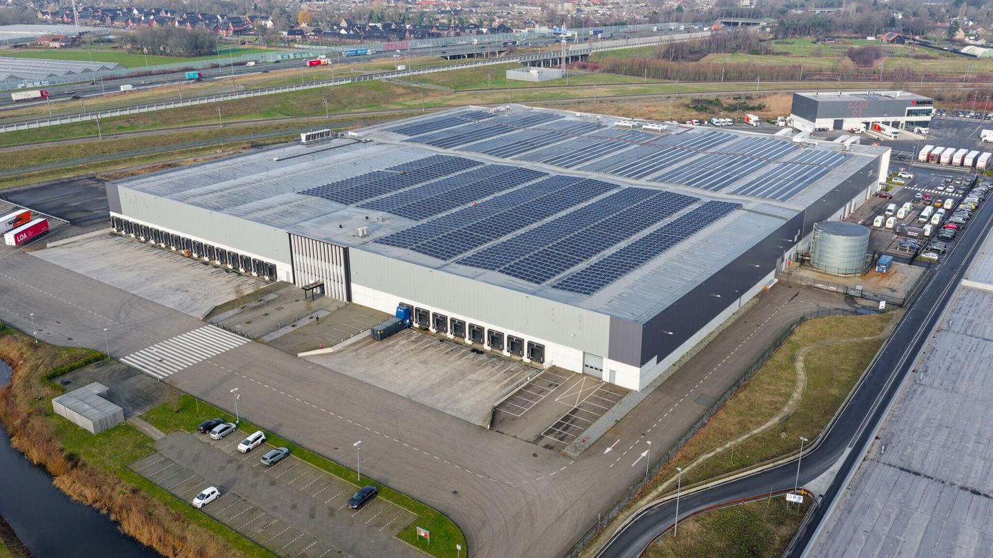 View photo 1 of Leursebaan 260