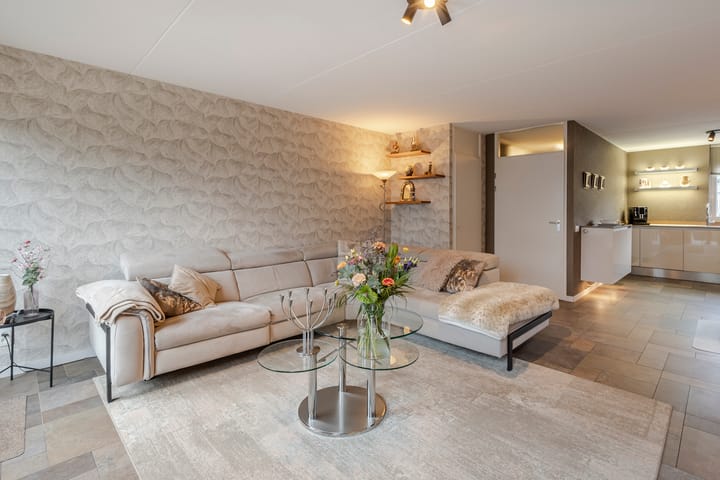 Photo 6 of Krabbelaar 39