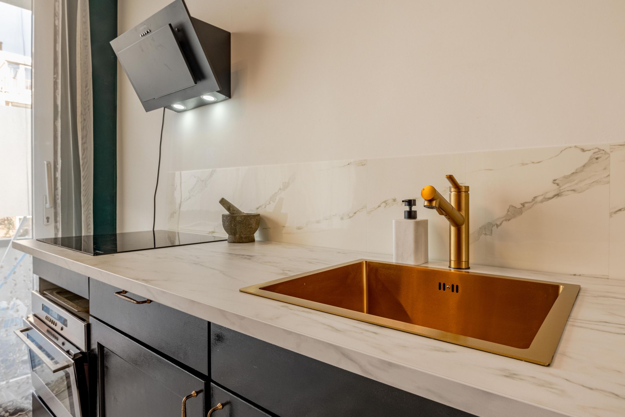 Foto 12 van Flakkeesestraat 141-C