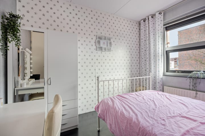 Photo 11 of Bieslookstraat 23