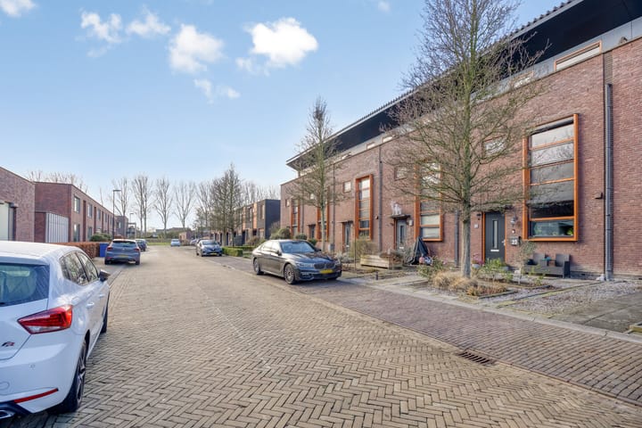 Photo 24 of Bieslookstraat 23
