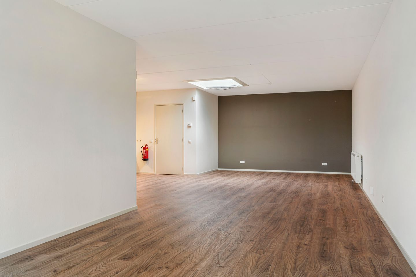 Bekijk foto 3 van Doejenburg 202-b