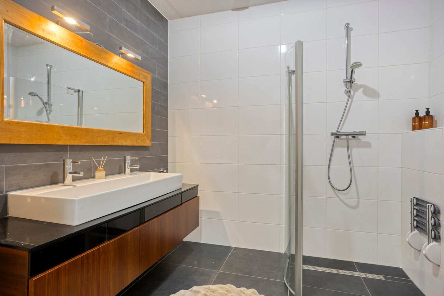 Photo 4 of Ds Theodor Fliednerstraat 223