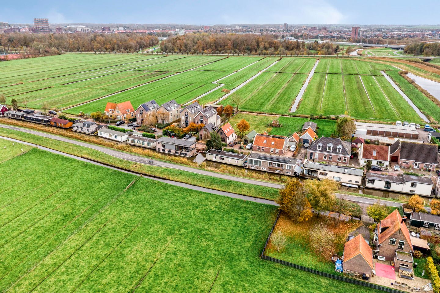 Foto 49 van Neckerstraat 147