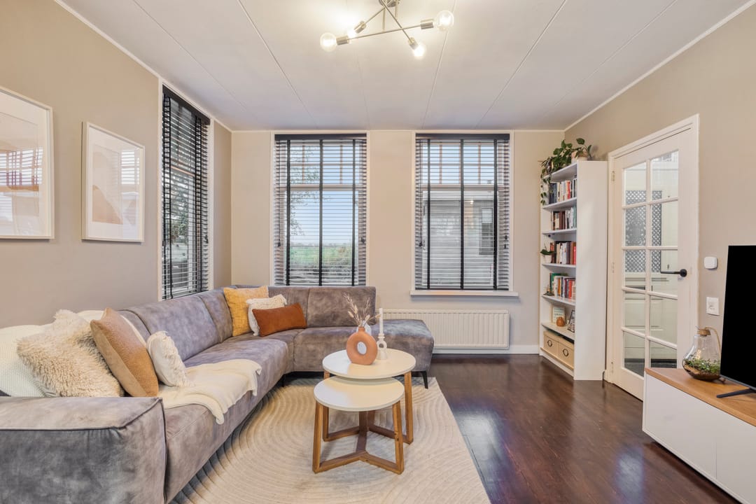 Foto 11 van Neckerstraat 147