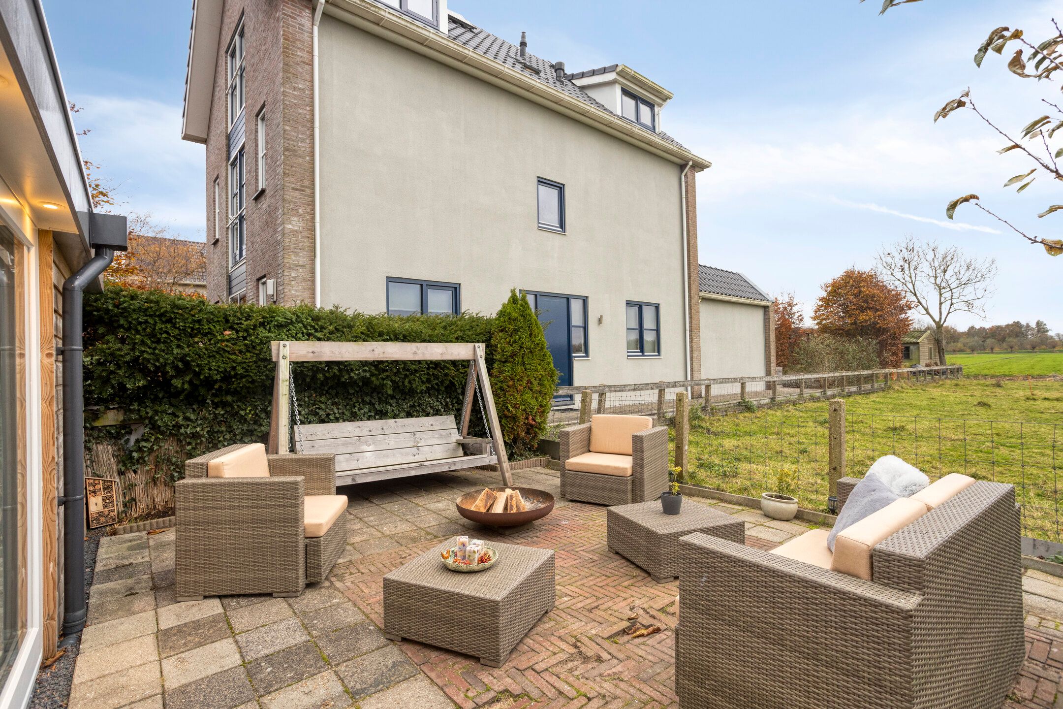 Foto 36 van Neckerstraat 147