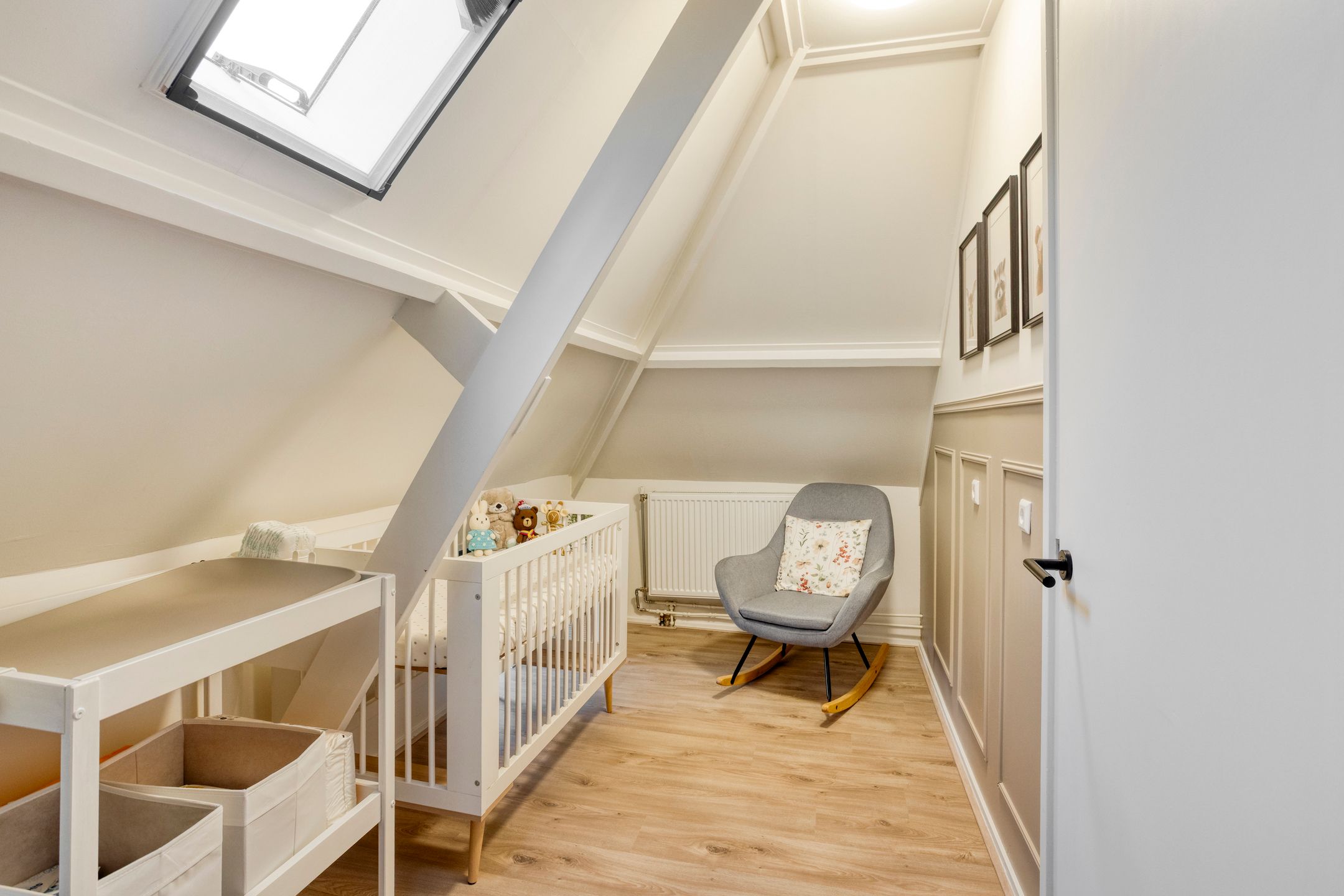 Foto 30 van Neckerstraat 147