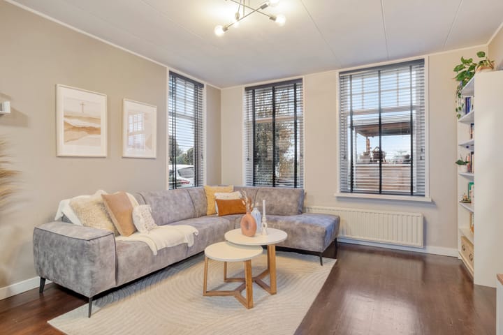 Foto 4 van Neckerstraat 147