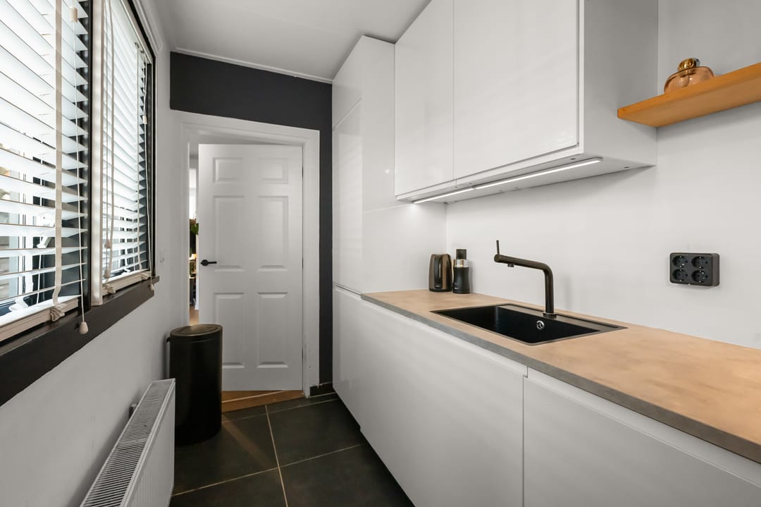 Foto 11 van Van Genderenstraat 17