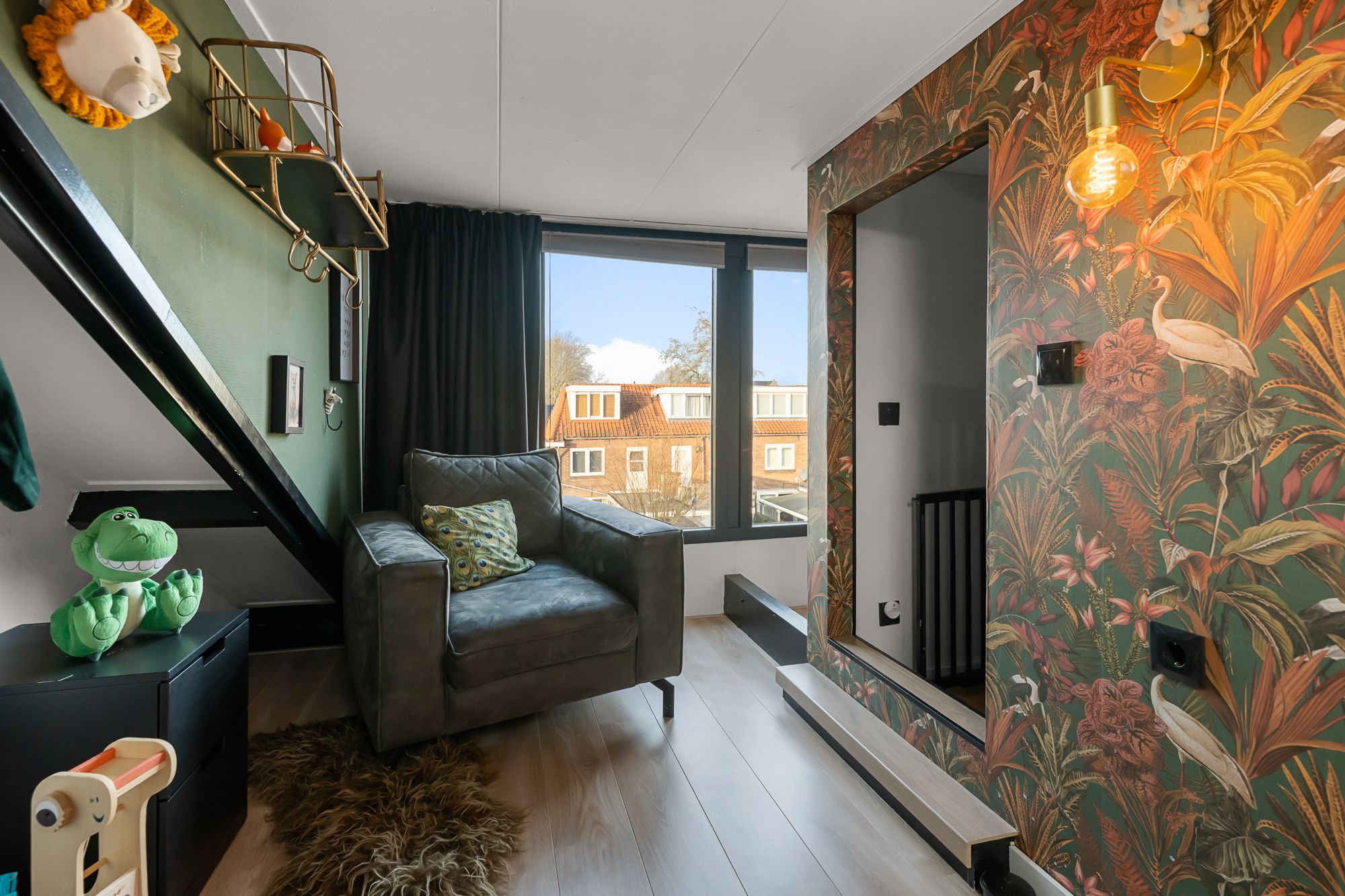 Foto 24 van Van Genderenstraat 17