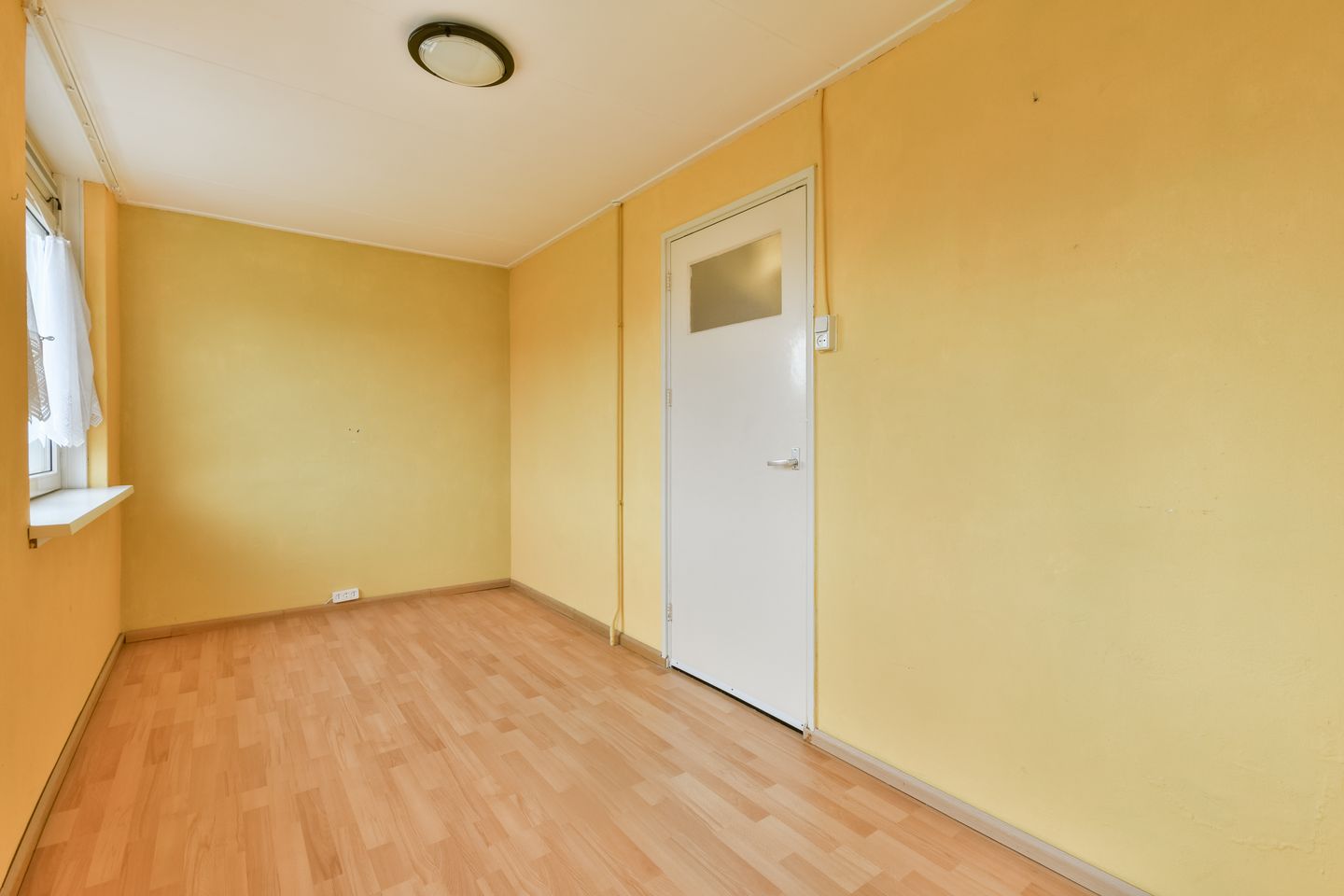 Photo 14 of Eduard Jacobshof 8