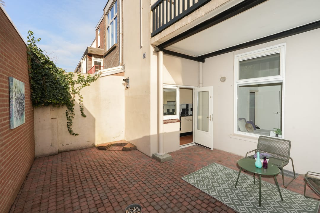 Photo 16 of Dominicanenstraat 86