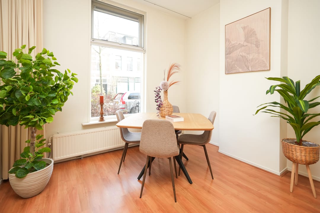 Photo 8 of Dominicanenstraat 86