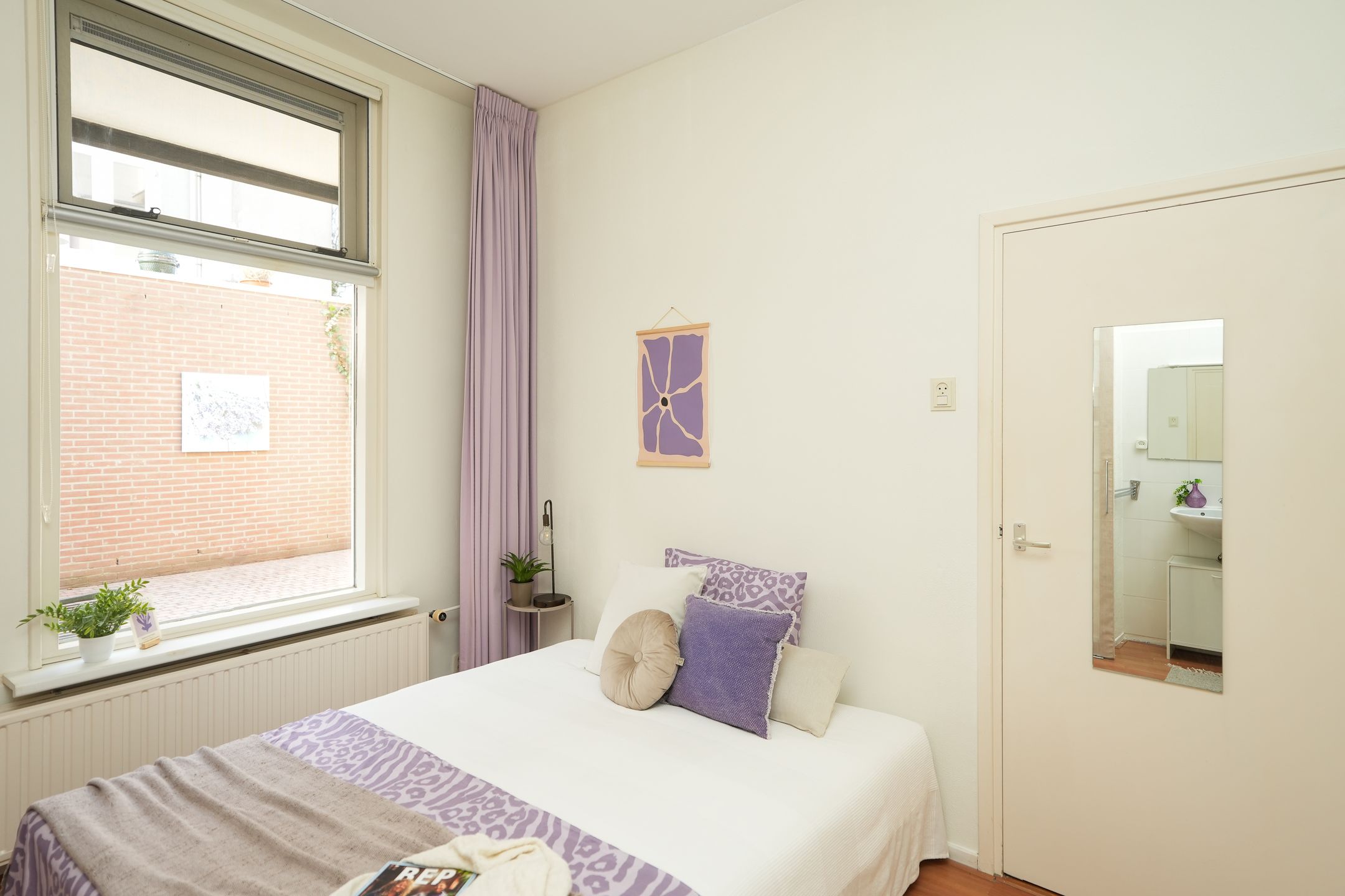 Photo 18 of Dominicanenstraat 86