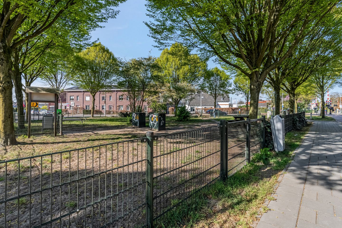 Foto 25 van Luttikenerf 56