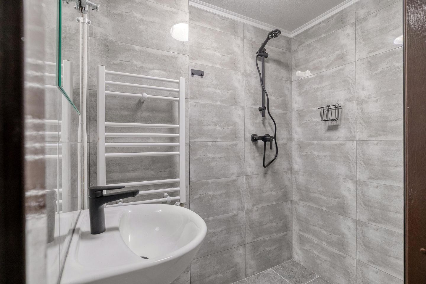 Photo 4 of Beukelsdijk 151-02R