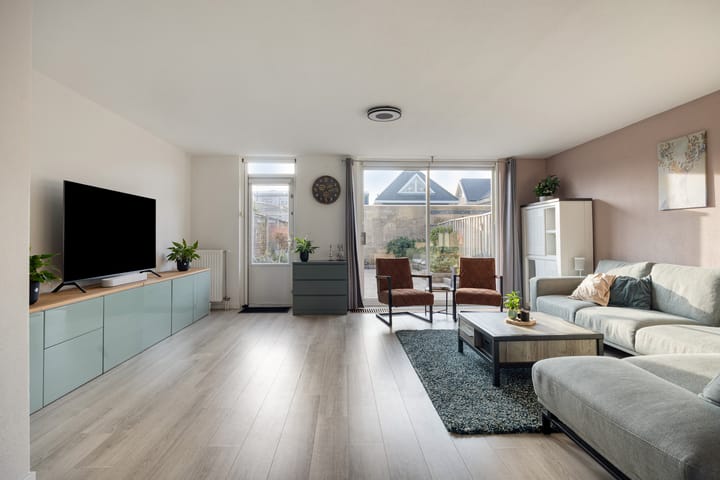 Photo 5 of Florazoom 55