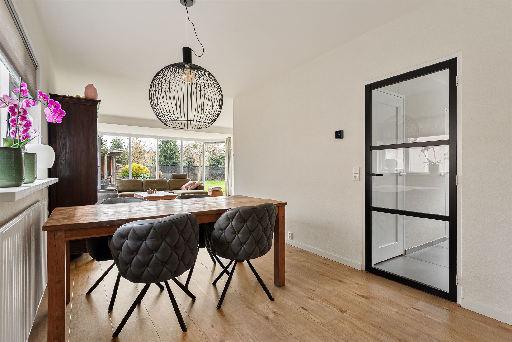 Photo 18 of Adelaar 24